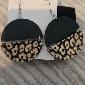 Source Unknown Black and Tan Geometric Earrings